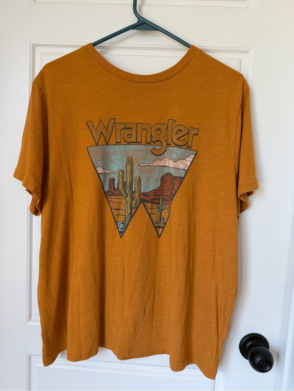Wrangler Retro Desert Cactus Graphic Boyfriend Tee Mustard Yellow XL